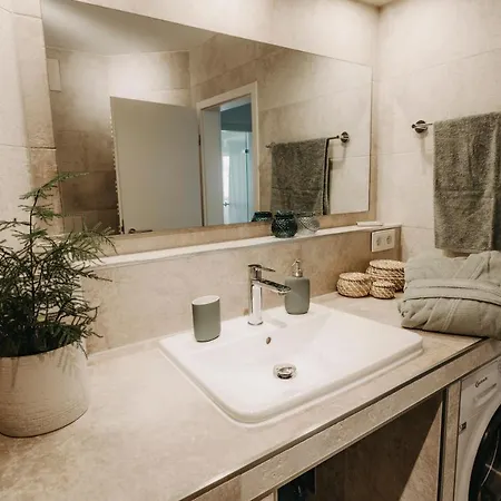 Traber Im Herzen Leipzigs Balkon Parkplatz Appartement Leipzig