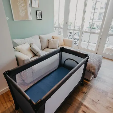 Traber Im Herzen Leipzigs Balkon Parkplatz * Leipzig