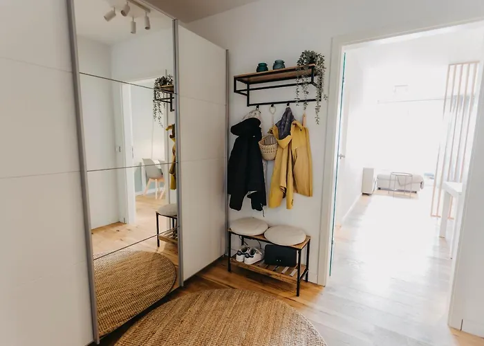 Traber Im Herzen Leipzigs Balkon Parkplatz